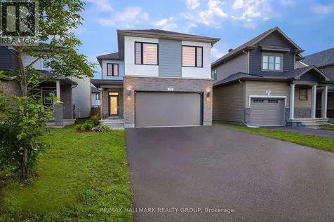 57 Zaatiik Grove Ottawa ON K1X 0E5