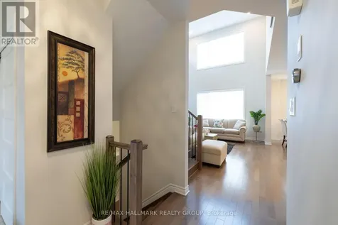 57 Zaatiik Grove Ottawa ON K1X 0E5
