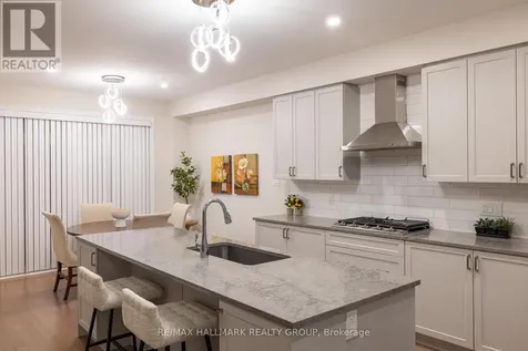 57 Zaatiik Grove Ottawa ON K1X 0E5