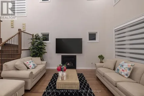57 Zaatiik Grove Ottawa ON K1X 0E5