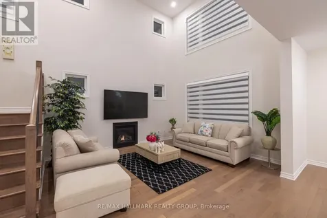 57 Zaatiik Grove Ottawa ON K1X 0E5