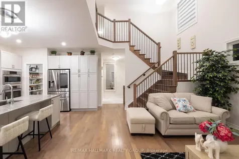 57 Zaatiik Grove Ottawa ON K1X 0E5
