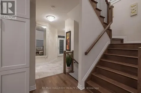 57 Zaatiik Grove Ottawa ON K1X 0E5
