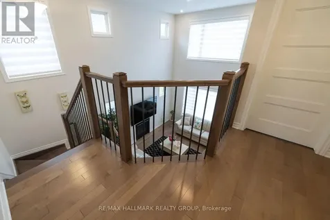 57 Zaatiik Grove Ottawa ON K1X 0E5