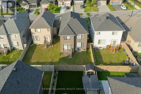 57 Zaatiik Grove Ottawa ON K1X 0E5