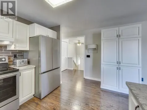 71 61st Street South Wasaga Beach ON L9Z 2Z3