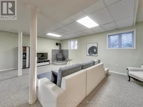 71 61st Street South Wasaga Beach ON L9Z 2Z3