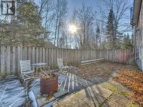 71 61st Street South Wasaga Beach ON L9Z 2Z3