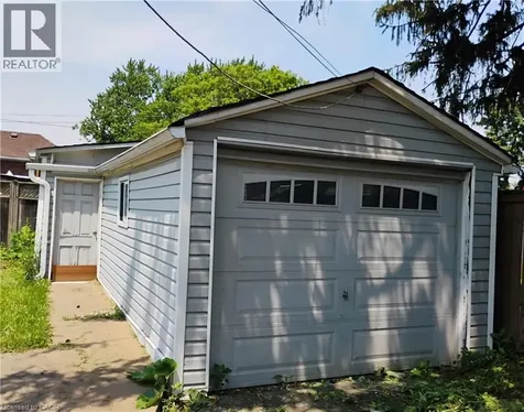 65 Harmony Avenue Hamilton ON L8H 4X5