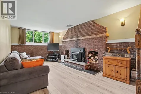 1045 Queen's Bush Road Wellesley ON N0B 2T0
