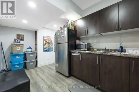 721 Cook Crescent Shelburne ON L9V 3V3