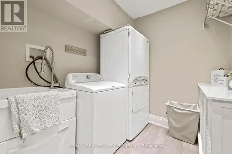 14 Buena Vista Drive Mono ON L9W 1Y4