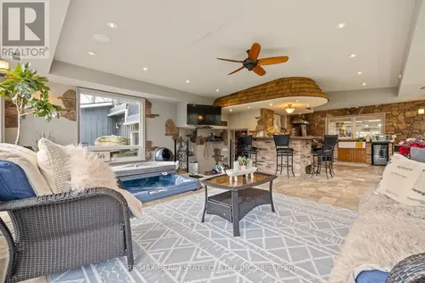 14 Buena Vista Drive Mono ON L9W 1Y4