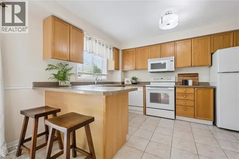 1147 Leewood Drive Oakville ON L6M 3B7
