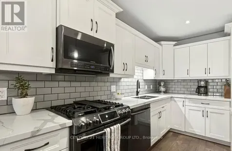 67 Macneil Court Haldimand ON N0A 1H0