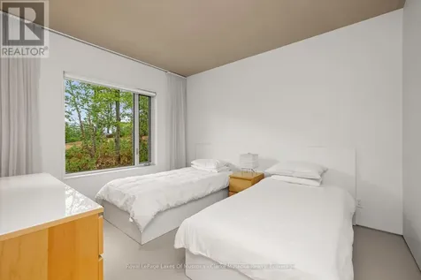 1114 Road 3200 Gravenhurst (muskoka (s)) ON P1P 1R2