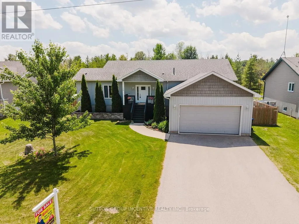 154 Switzer Street Clearview ON L0M 1N0