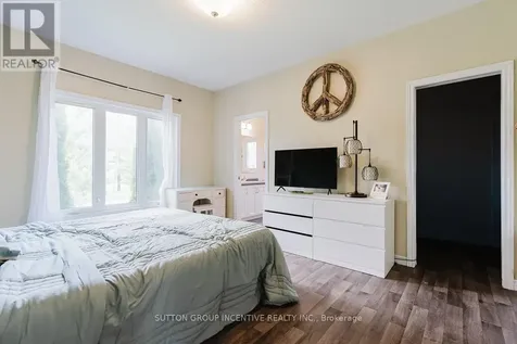 154 Switzer Street Clearview ON L0M 1N0