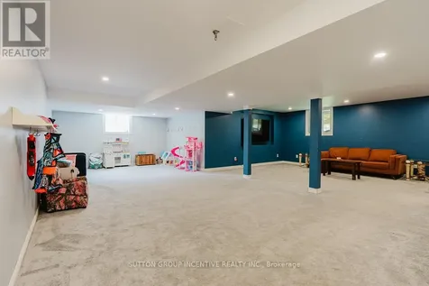 154 Switzer Street Clearview ON L0M 1N0