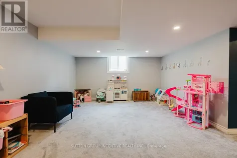 154 Switzer Street Clearview ON L0M 1N0
