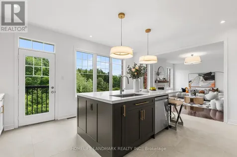 125 Roy Harper Avenue Aurora ON L4G 0V6
