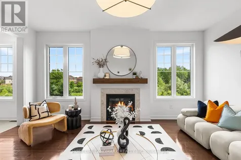 125 Roy Harper Avenue Aurora ON L4G 0V6
