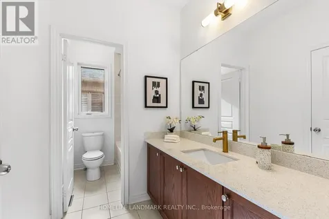 125 Roy Harper Avenue Aurora ON L4G 0V6