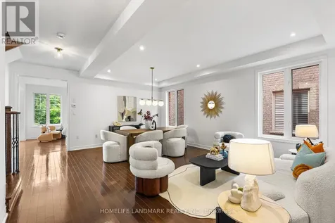 125 Roy Harper Avenue Aurora ON L4G 0V6