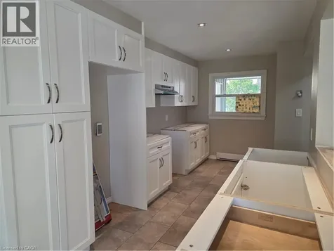 42 Philip Place Kincardine ON N2Z 2E7
