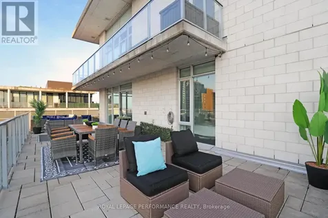 255 Bay Street Ottawa ON K1R 0C5