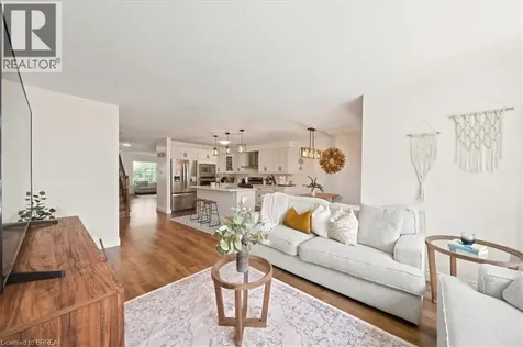 8 Mavin Street Brantford ON N3T 6N1