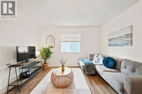 8 Mavin Street Brantford ON N3T 6N1