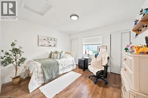 8 Mavin Street Brantford ON N3T 6N1