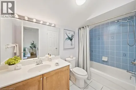 8 Mavin Street Brantford ON N3T 6N1