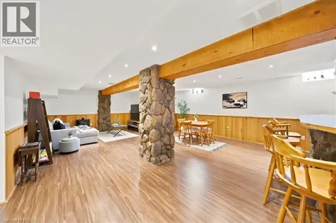 8 Mavin Street Brantford ON N3T 6N1