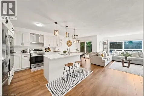 8 Mavin Street Brantford ON N3T 6N1