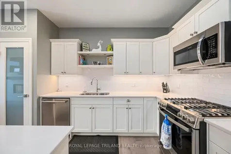 32 Charter Creek Court St. Thomas ON N5R 0L2