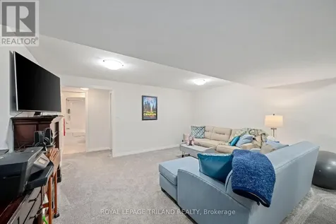 32 Charter Creek Court St. Thomas ON N5R 0L2