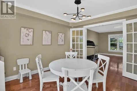 112 Kerscott Heights Way Ottawa ON K0A 1T0