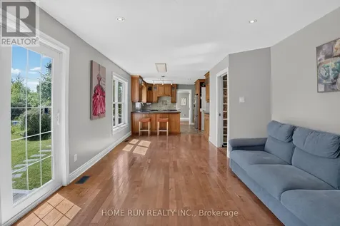 112 Kerscott Heights Way Ottawa ON K0A 1T0