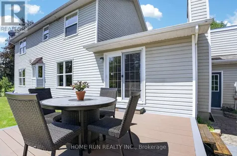 112 Kerscott Heights Way Ottawa ON K0A 1T0