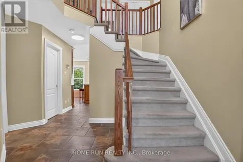 112 Kerscott Heights Way Ottawa ON K0A 1T0