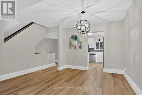 136 Bentbrook Crescent Ottawa ON K2J 3Y3