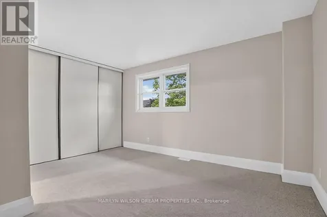 136 Bentbrook Crescent Ottawa ON K2J 3Y3