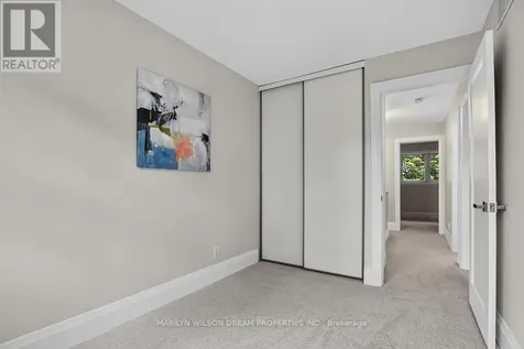 136 Bentbrook Crescent Ottawa ON K2J 3Y3