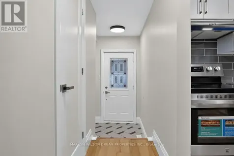 136 Bentbrook Crescent Ottawa ON K2J 3Y3