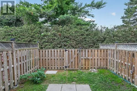 136 Bentbrook Crescent Ottawa ON K2J 3Y3