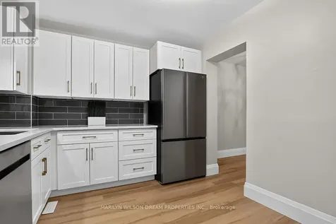 136 Bentbrook Crescent Ottawa ON K2J 3Y3