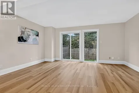 136 Bentbrook Crescent Ottawa ON K2J 3Y3