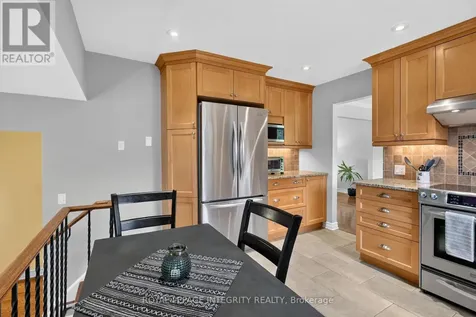 6100 Vineyard Drive Ottawa ON K1C 2K2